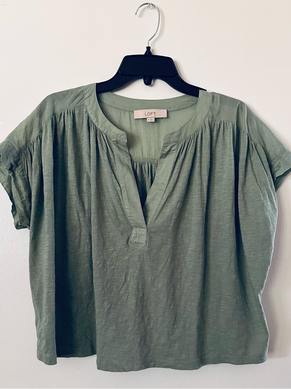 LOFT Olive Green Short Sleeve Split-Neck Peasant Top